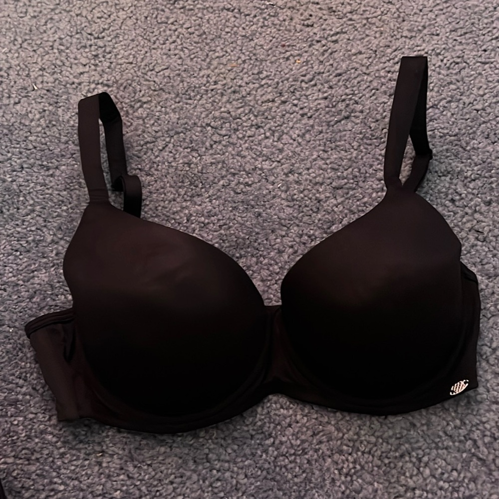 Black Modern Movement Bra